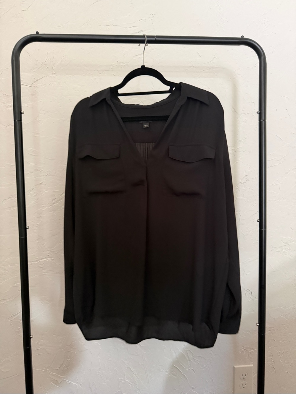 Black V-Neck Long Sleeve Ann Taylor Women's Blouse